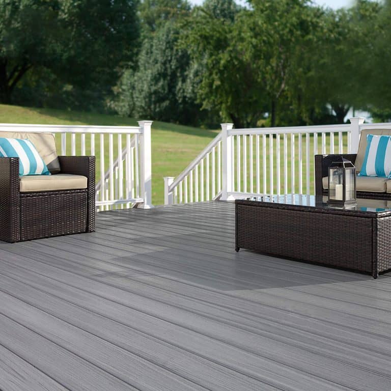 backyard-composite-decking