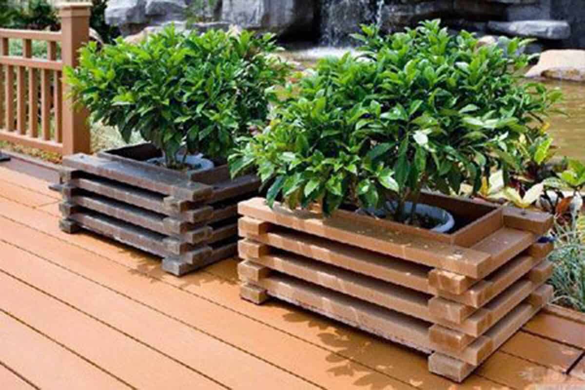 Composite Planter Boxes For Park & Outdoor Use UNIFLOOR