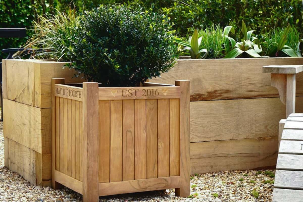 Composite Planter Boxes For Park & Outdoor Use UNIFLOOR