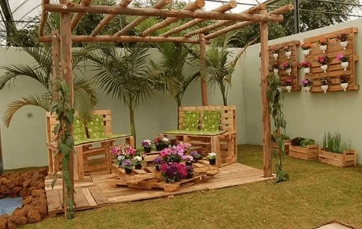 Composite Decking Garden Ideas 1