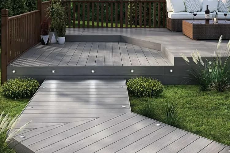 Commercial Grade Composite Decking (3)