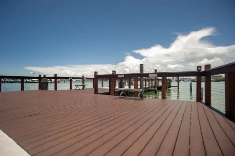 Composite Decking For Bridge (3)