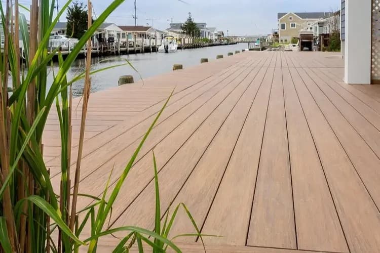 Composite Decking For Outdoor Park (11)