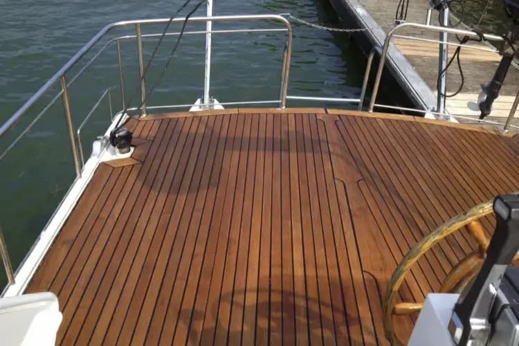 Composite Marine Decking (1)