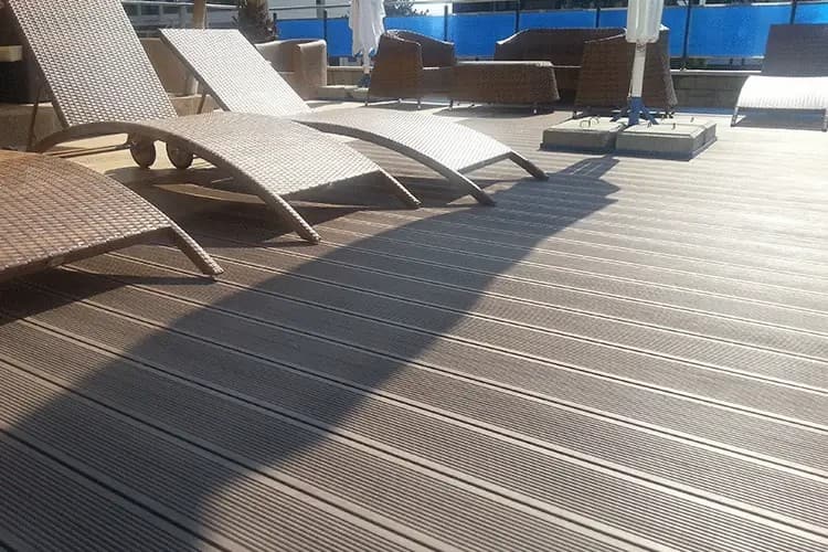 non-slip composite decking