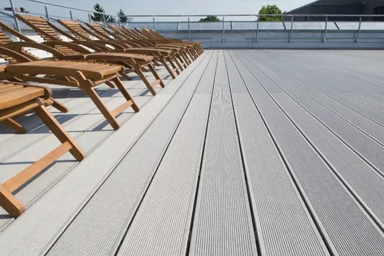 WPC composite decking