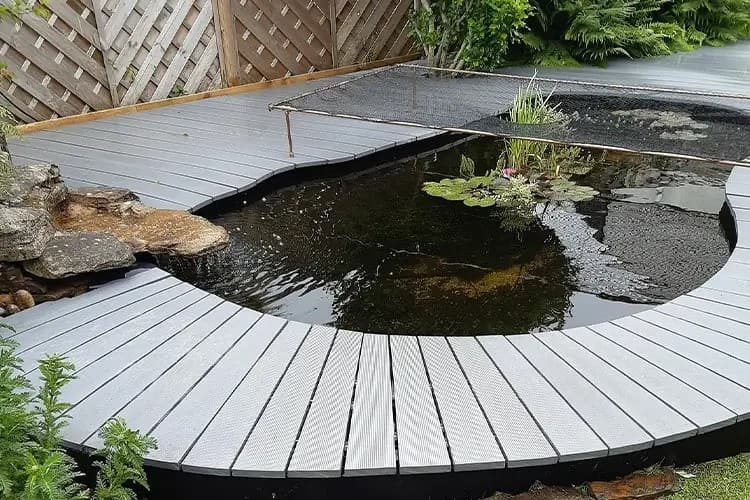 Composite Decking Planks (2)